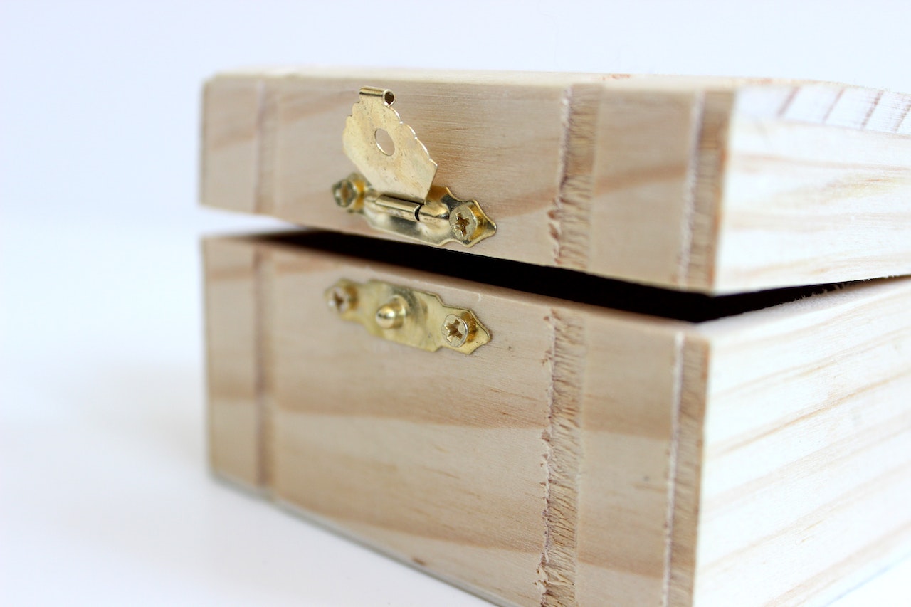 wooden-box-gift